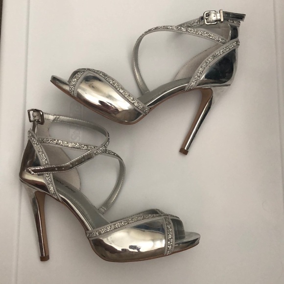 Gianni Bini Shoes - Gianni Bini Silver Heels
